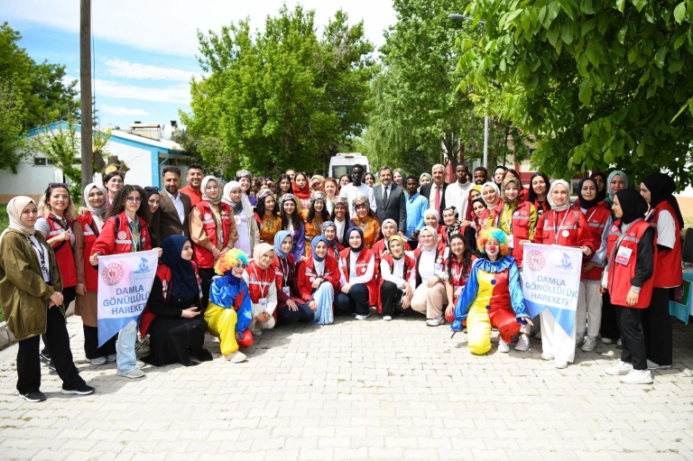 damla-gonulluk-hareketi-projesi-kapsaminda-etkinlikler-duzenlendi-200